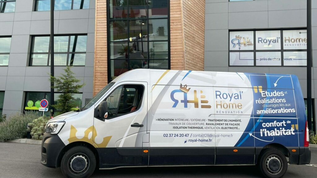 Royal'Home rénovation – Camion entreprise – professionnel de la rénovation