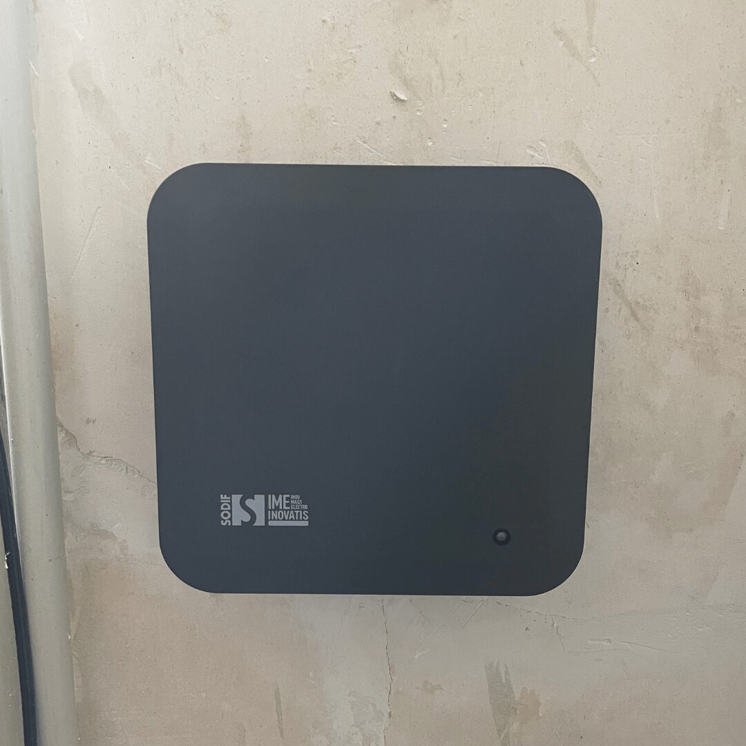 Inverseur de polarité IME INOVATIS installé - Royal'Home Rénovation à Chartres